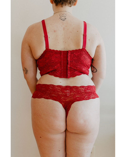 Curvy Plungie Bralette - Ruby Red *FINAL SALE*